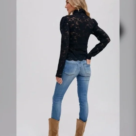 Mock Neck Lace Top - Picture 4 of 6